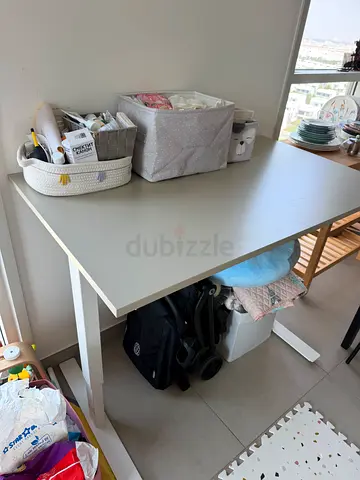 IKEA desk TROTTEN
