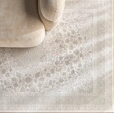 Large Persian Rug Style with Medallion