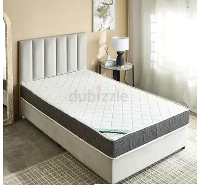 Single mattress in excellent condition - comfortable and clean