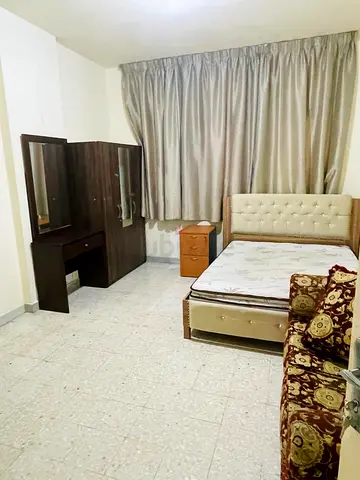 Fully furnished room for monthly rent