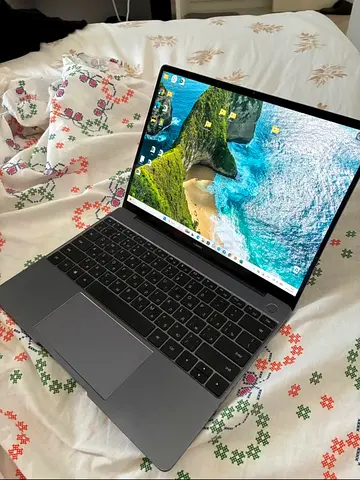 HUAWEI MateBook