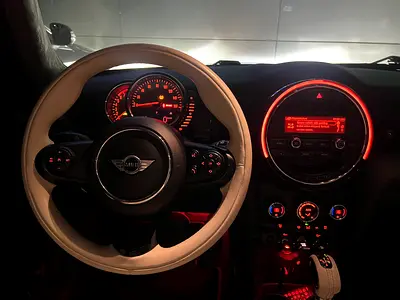 صورة 7 لـ 2016 MINI COOPER