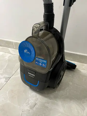 Philips Compact Canister Vacuum Cleaner -1800W excellent Working Condition