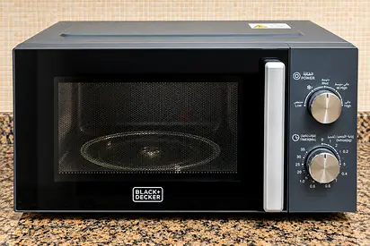 Black+Decker Countertop Microwave - excellent Condition