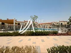 Vacant | Single Row | Direct to Pool Area