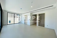 Single Row | 4 beds + Maid | Next to Community Pool