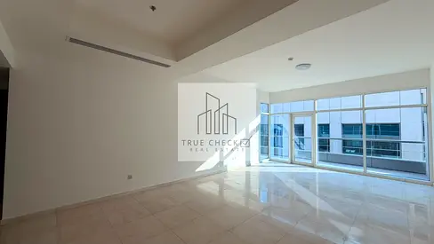 Spacious Layout | Prime Location | High‑quality | Rented