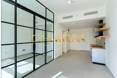 MODERN APARTMENT | UNFURNISHED | HIGHEST FLOOR