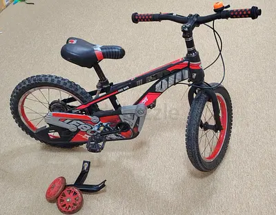 Kids 16-inch Mountain Bike with Removable Training Wheels - Good Condition