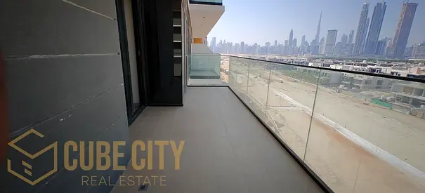 12 Cheques | Short-Term Rent | Canal-Side Living | Stylish Studio