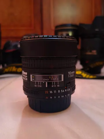 Nikon 16mm f/2.8 D Fisheye Lens - Good Condition