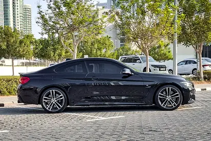صورة 4 لـ 2019 BMW 4-SERIES