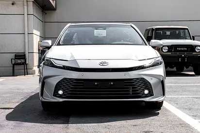 2025 Toyota Camry Lumiere HYBRID GCC Specs