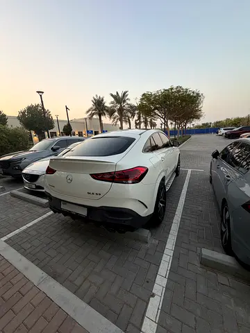 صورة 4 لـ 2021 Mercedes-BENZ GLE