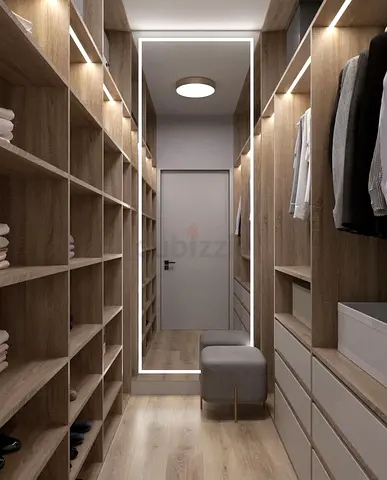 Modern Custom Walk-in Closet Wardrobe System