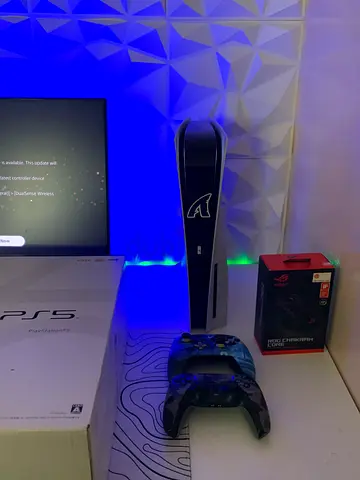Ps5 disk with controller and gaming mouse all new