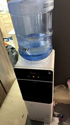 Working Alcon Water Dispenser with 19L Bottle
