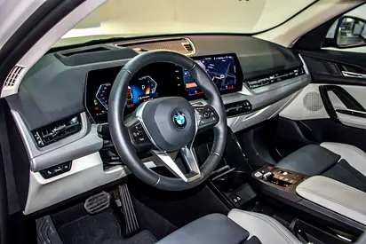 صورة 8 لـ 2027 BMW X2