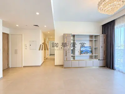 Semi Furnished 2BR | Vacant | Community Views