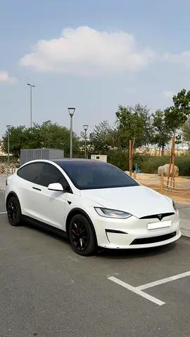 Tesla Model X Plaid 2023 GCC Specs Under Warranty