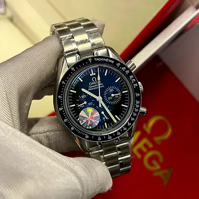 Omega Speedmaster Professional Chronograph – Luxury Stainless Steel Watch