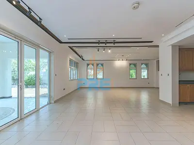 Four Bedroom + Maid's Room I Bright and Spacious I Private pool and Balcony I Vacant