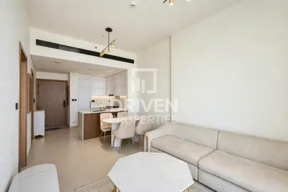 Smart Home | Easy Access to Amenities | Vacant