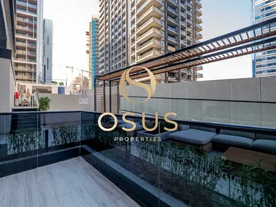 Golf View | Elegant Unit | Prime Location