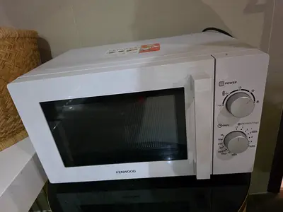 Kenwood Compact Microwave Oven - White, Working Condition