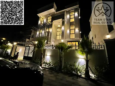 High-end villa with a swimming pool and built-in wardrobes.