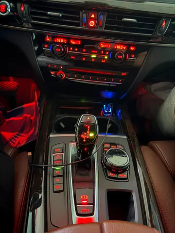 2016 BMW X5 缩略图 11