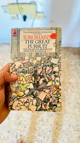 The Great Pursuit by Tom Sharpe - Paperback (Used)