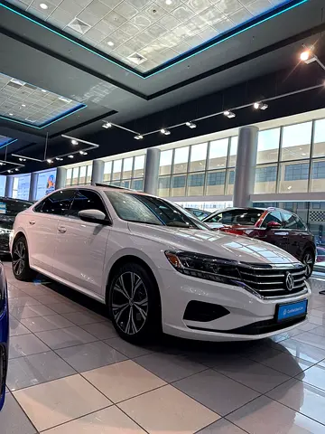 2020 Volkswagen PASSAT 照片 1