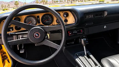 صورة 10 لـ 1976 Chevrolet CAMARO