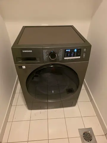 Samsung Washer Dryer 8kg Washer 6kg dryer latest model excellent condition