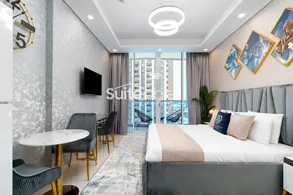 Bright &amp; Spacious Studio | Ready to Move In