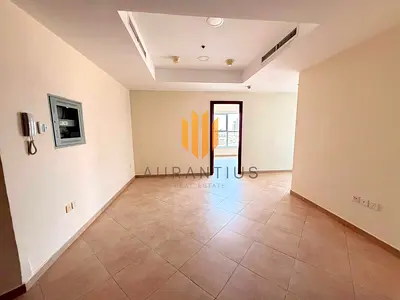 Mid Floor | Vacant | Unfurnished