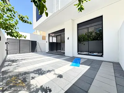 🏡 1 year old Like a Brand-New Corner Villa | 4 Master Bedrooms | Mirdif