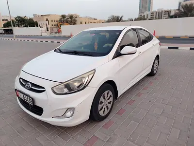 2015 Hyundai ACCENT — миниатюра 17