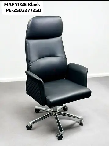 Black High-Back Executive Office Chair with Wheels (Leatherette)