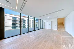 Rare Duplex| Large Layout | Terrace