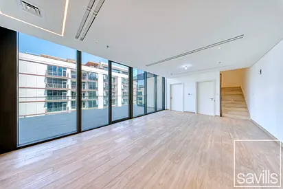 Rare Duplex| Large Layout | Terrace