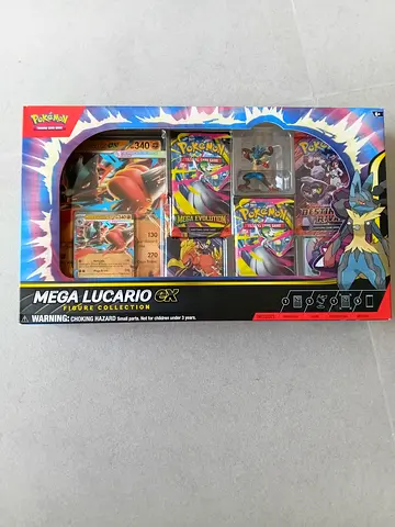 Pokemon TCG Mega Lucario Figure Collection