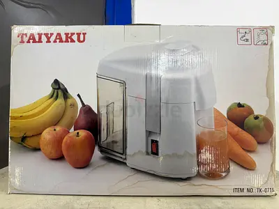 Taiyaku TK-0716 Multi-Function Juicer & Food Processor