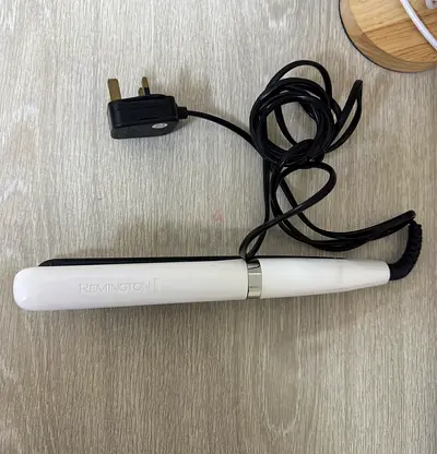 Remington Hair Straightener