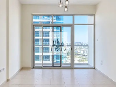 Investor Deal Vacant Studio for Sale W/Balcony In Sport City