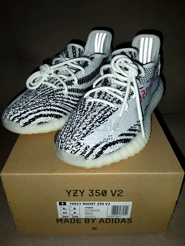 Adidas Yeezy Boost 350 V2 Zebra - Size 42 (EU) - Authentic