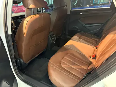 2020 Volkswagen PASSAT 照片 4
