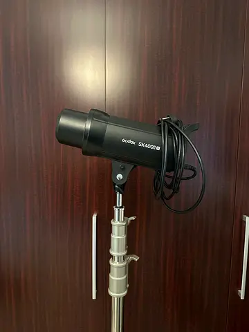 Godox SK400II-V LED Strobe