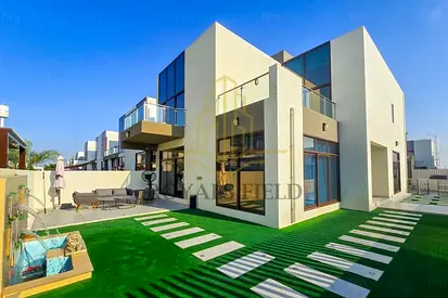Fully Furnished Villa / Outstanding Condition /Corner One